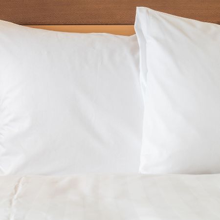 Holiday Inn Express Niles By Ihg Екстер'єр фото