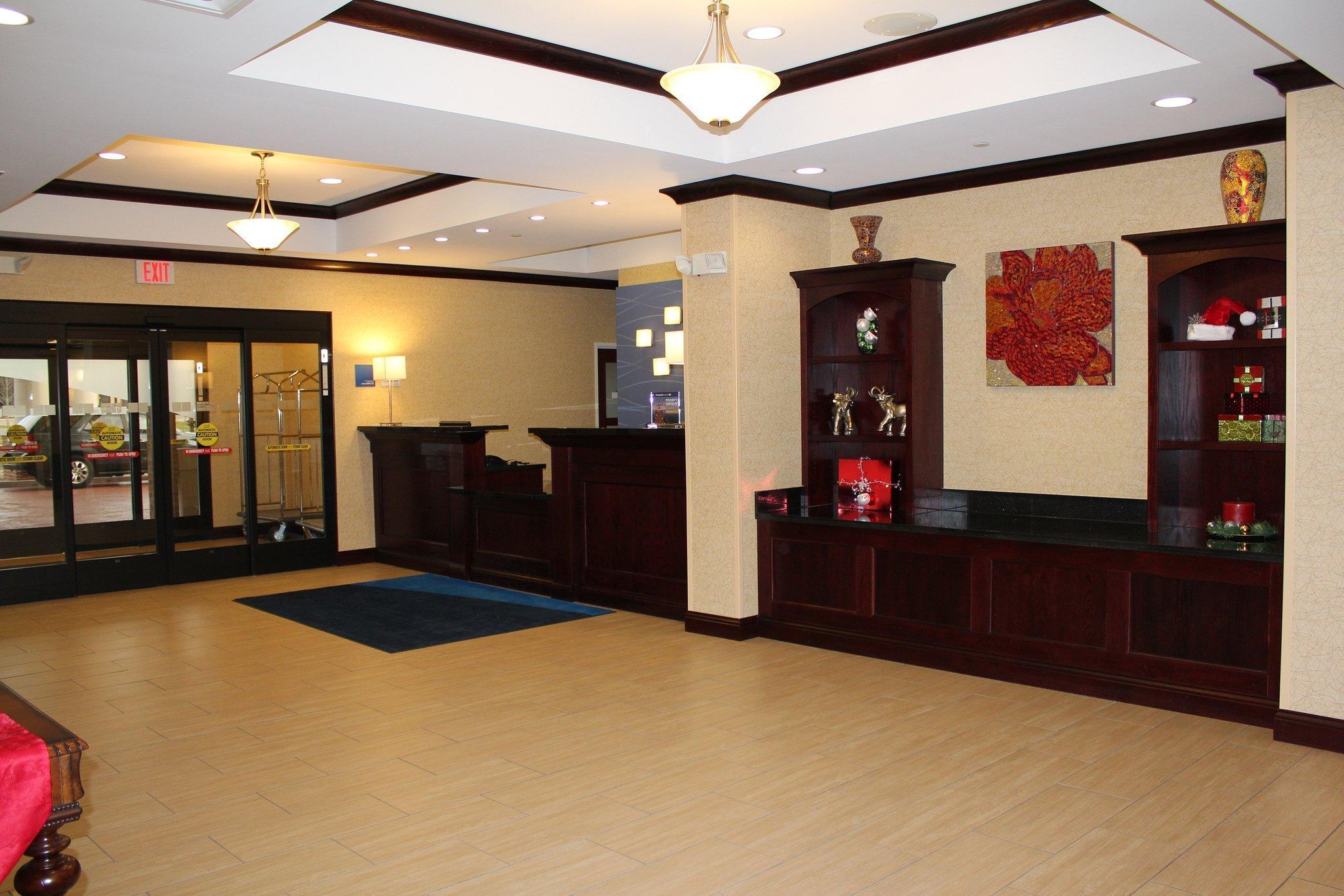Holiday Inn Express Niles By Ihg Екстер'єр фото