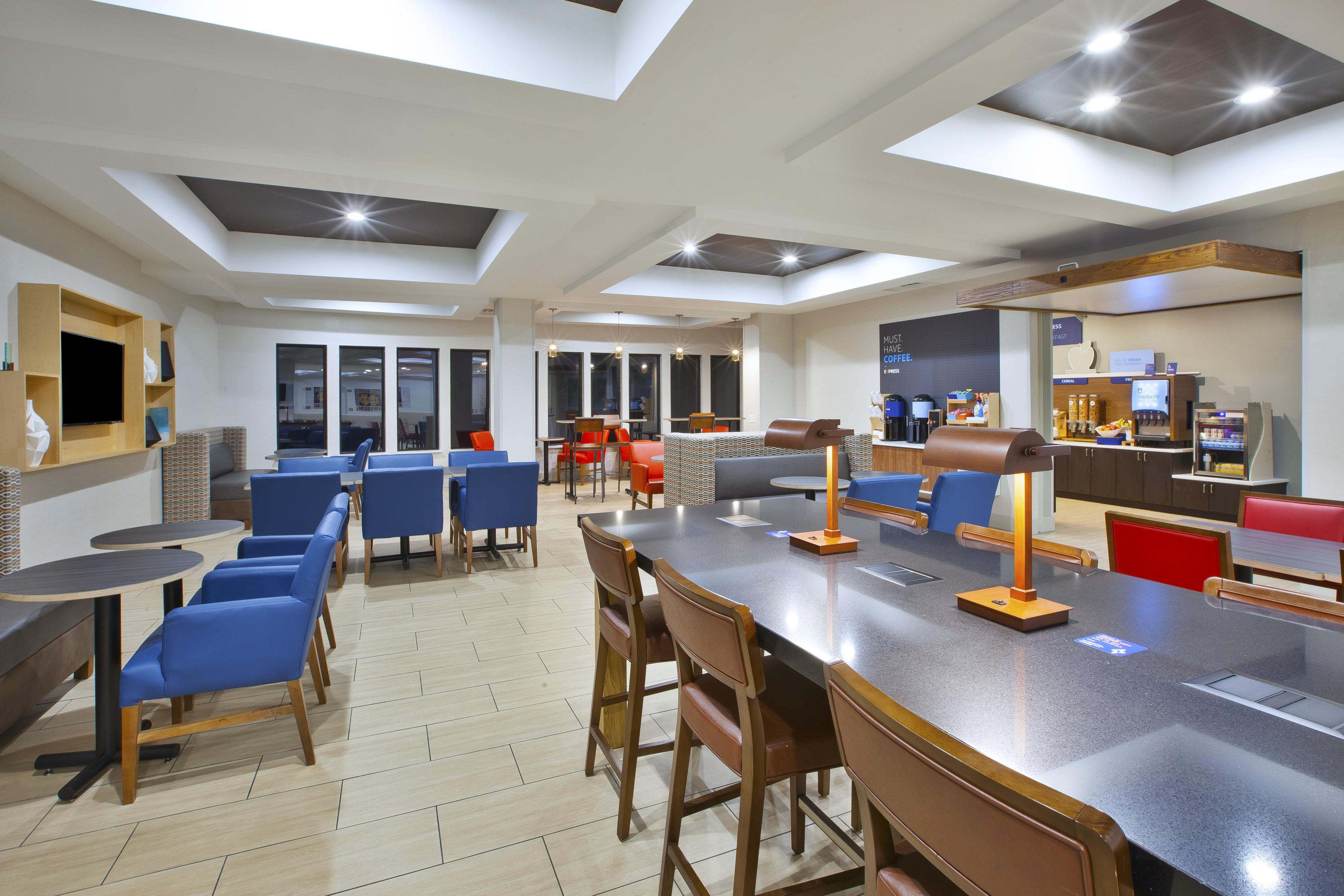 Holiday Inn Express Niles By Ihg Екстер'єр фото